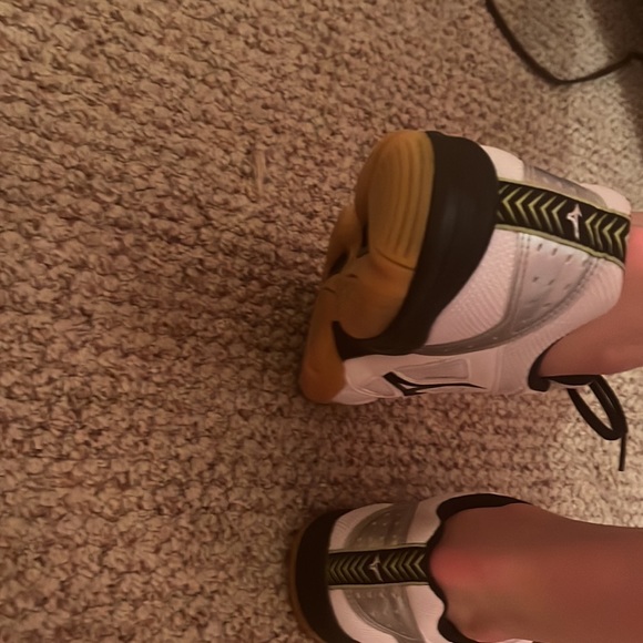 Eyclone speed 2 volleyball shoes - Picture 4 of 5